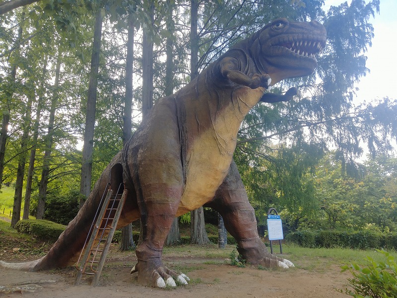 茶臼山恐竜公園