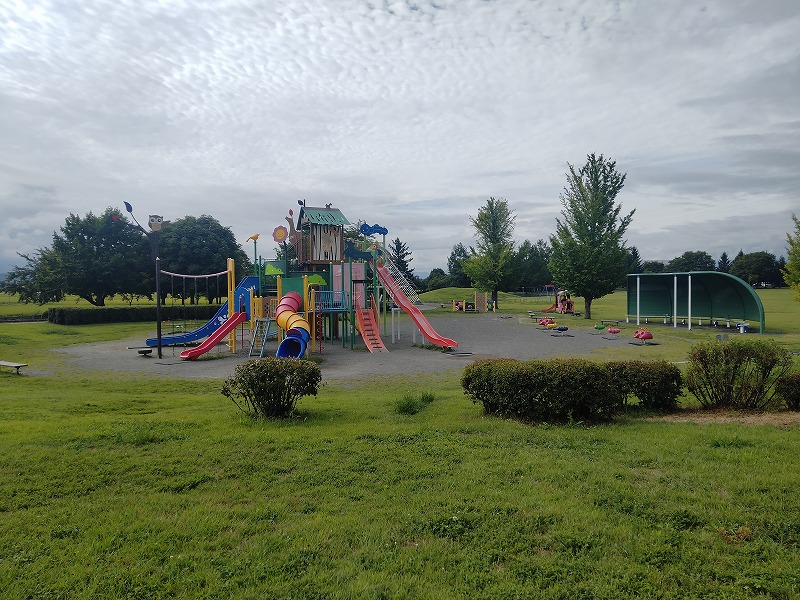 豊科南部総合公園 遊具広場