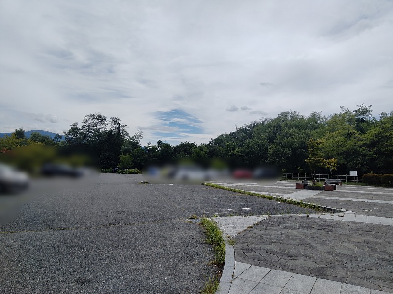 東口駐車場