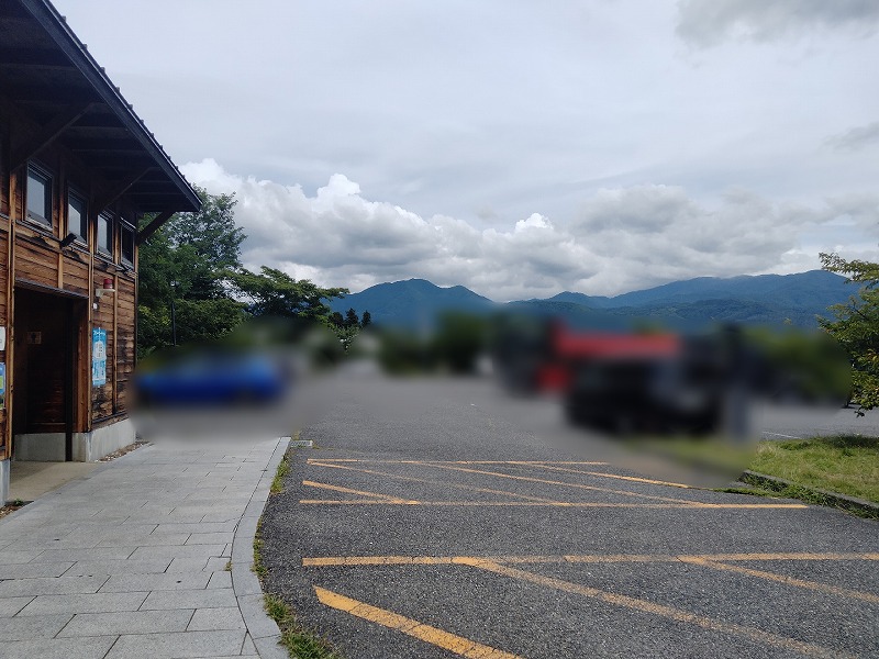 東口駐車場